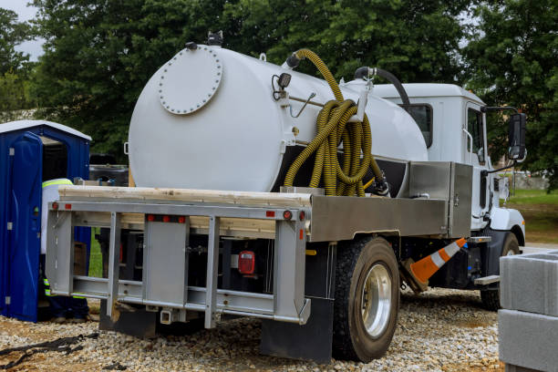 Best Portable restroom trailer rental  in Raymond, IL
